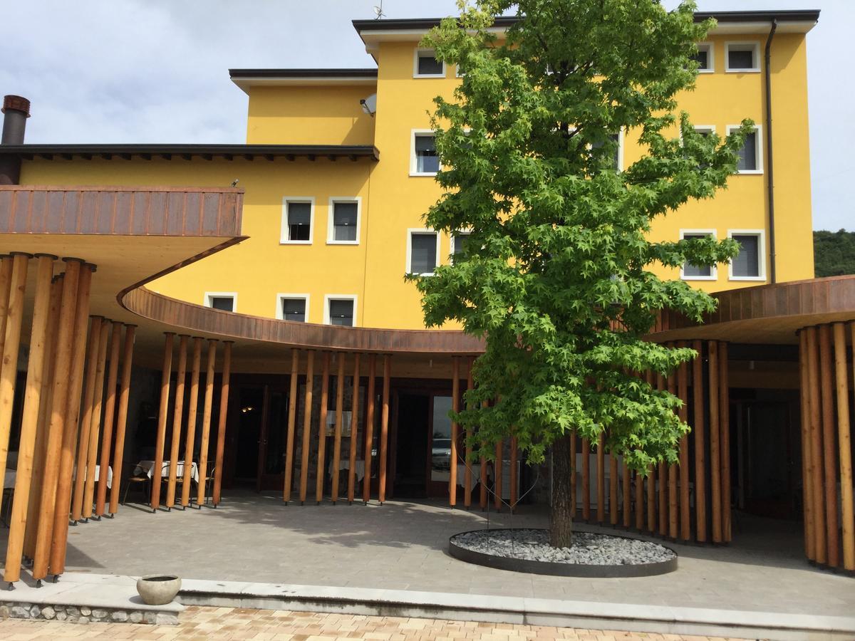 Albergo Belvedere Sequals Eksteriør billede